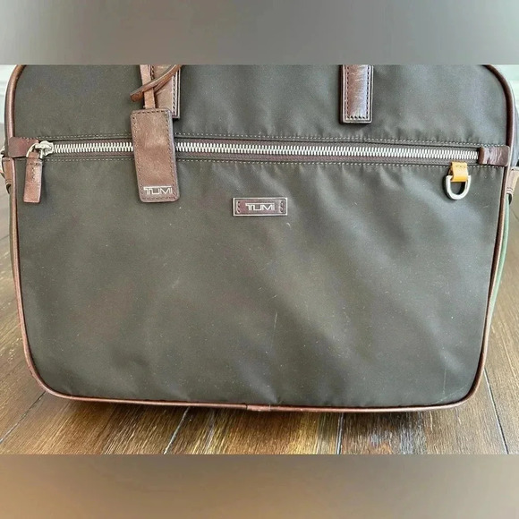 Tumi slim briefcase - Picture 8 of 15